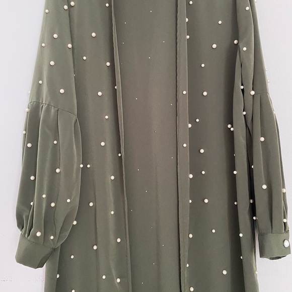 Long Green Cardigan with Pearls - Picture 2 of 3